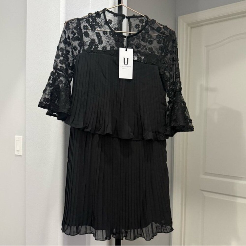 Modcloth U Collection Forever Unique Black Lace Floral Dress Bell Sleeve Size 2